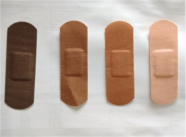 Flerfärgade plåster